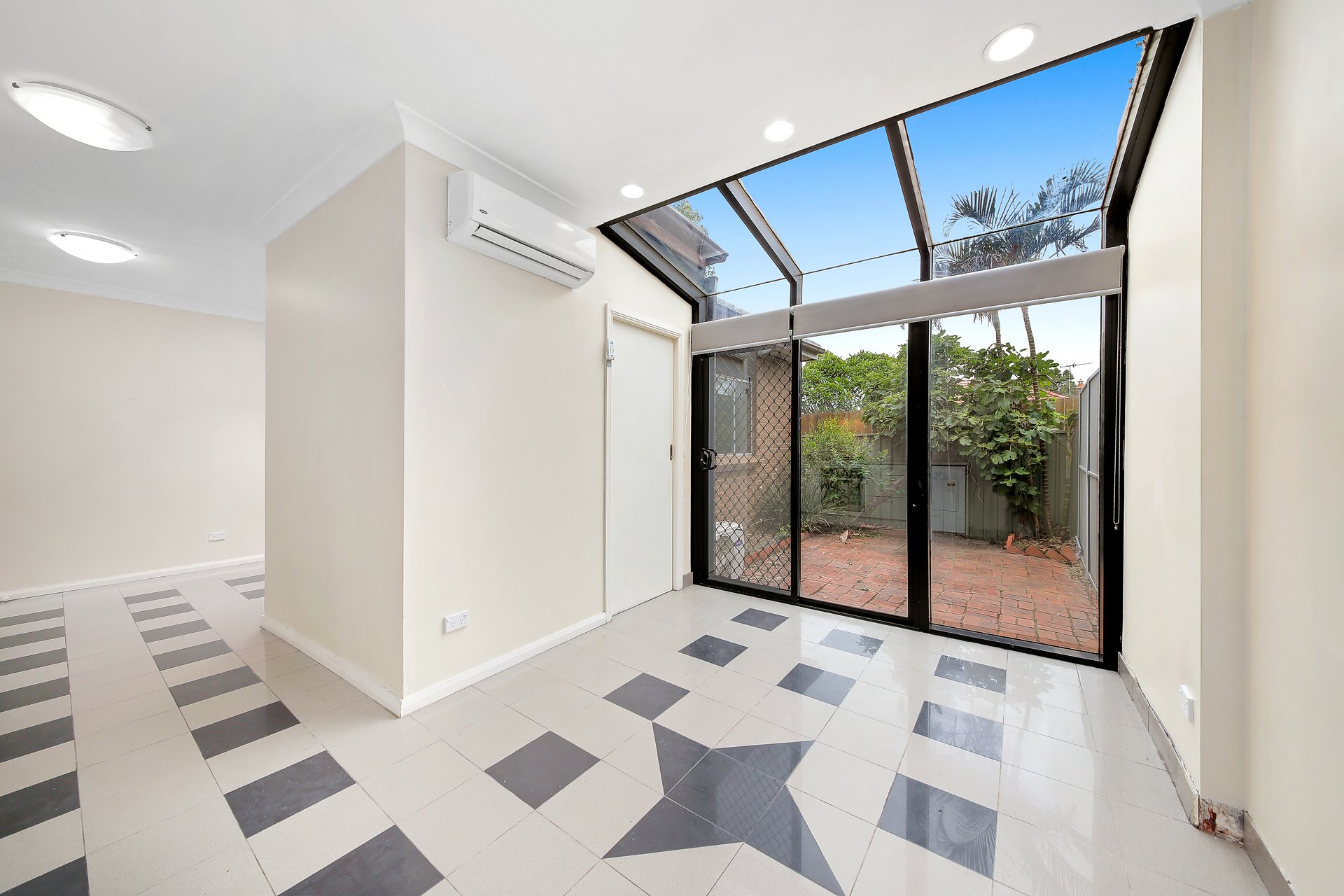 9B Royce Avenue, Croydon For Lease by Hudson McHugh - image 1